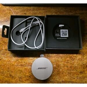 Bose Sleepbuds II Wireless Noise-Masking Earbuds In-Ear Sleep Headphones White